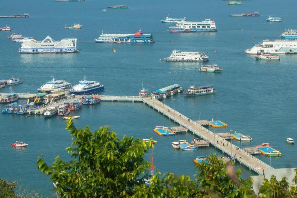 T5 Suites Pattaya Dış mekan fotoğraf